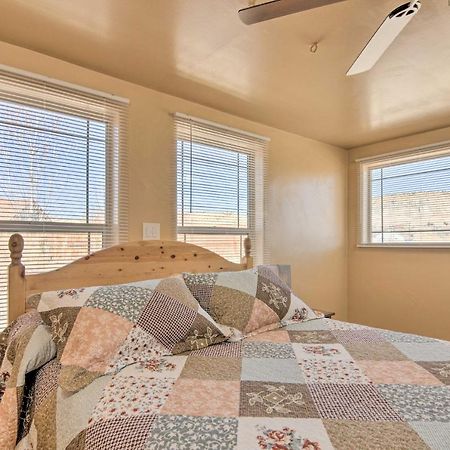Cozy Home With Canyon Views 2 Mi To Grand Staircase Henrieville Εξωτερικό φωτογραφία